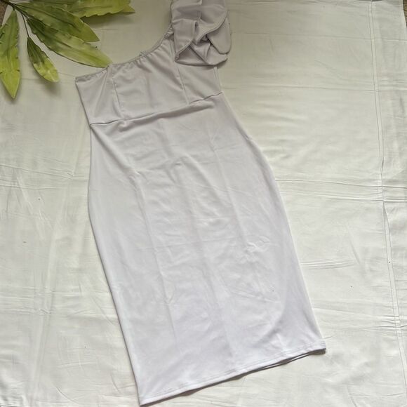 ⭐️mokoru women's sexy ruffle one shoulder sleeveless bodycon midi dress⭐️ - Picture 5 of 9